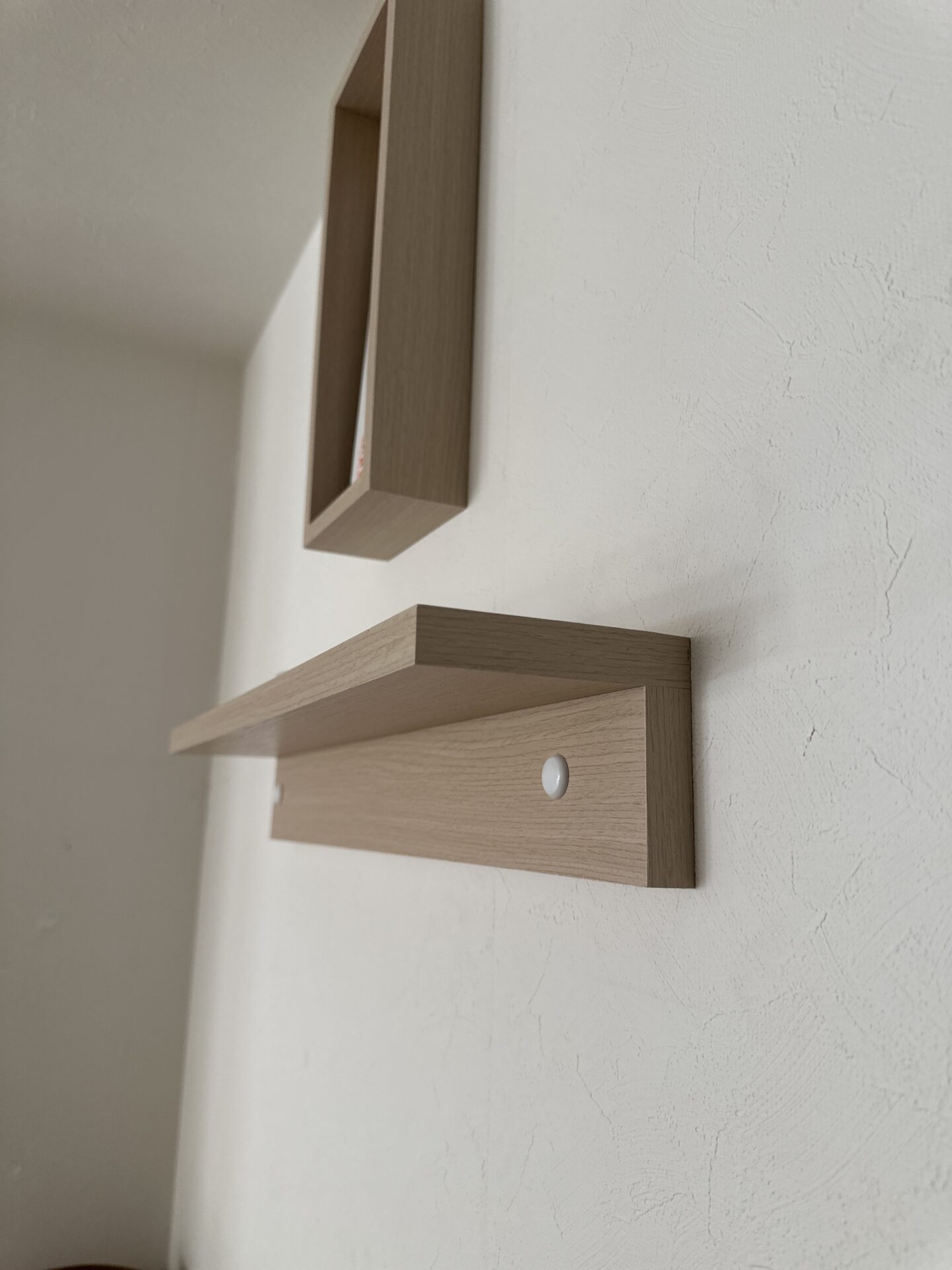 【壁に棚を取り付ける簡単な5つの方法】おしゃれな棚をDIY | FIL